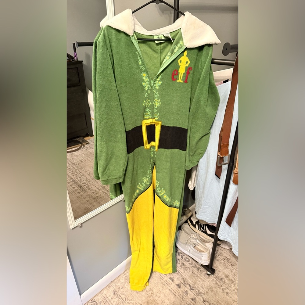 Buddy the elf costume/onsie
